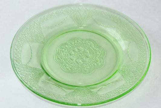 Depression Glass – Georgian Lovebirds Pattern | Dessert Plate